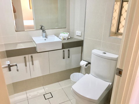CHA Private Apts Diamond Beach - Accommodation Directory 18
