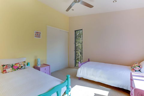Carter Retreat - Accommodation Directory 8