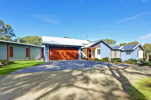 Carter Retreat - Accommodation Directory 22