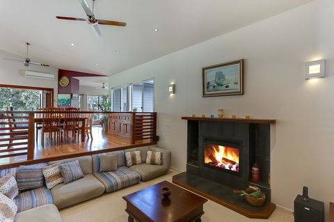 Carter Retreat - Accommodation Directory 1
