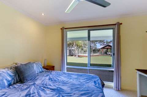 Carter Retreat - Accommodation Directory 19