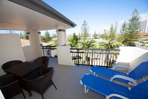Island Beach Resort - Accommodation Directory 21