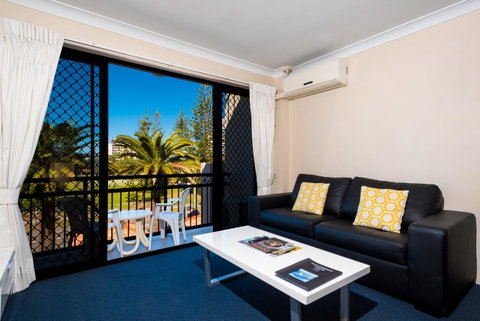 Island Beach Resort - Accommodation Directory 14