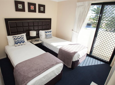 Island Beach Resort - Accommodation Directory 23