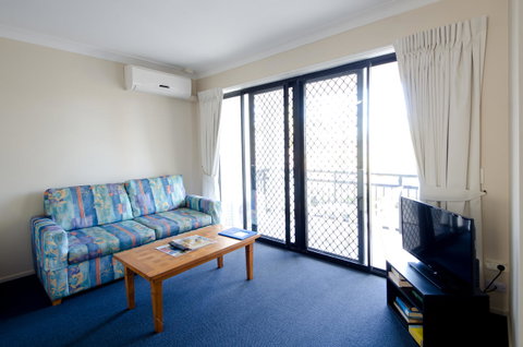 Island Beach Resort - Accommodation Directory 41