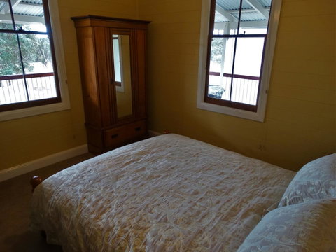 Loughmore House - Accommodation Directory 10