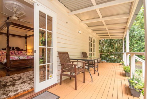 Curtis Falls Cottage - Accommodation Directory 16