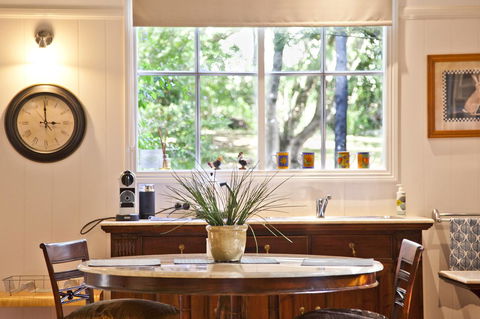 Curtis Falls Cottage - Accommodation Directory 18