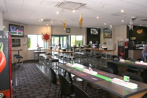 Brighton Hotel - Accommodation Directory 15