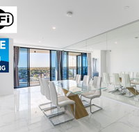 Waterview 3BR modern apartment near Harbour Town - Waterpoint - Accommodation Directory