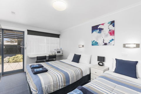 Wattle Grove Motel Maryborough - Accommodation Directory 3