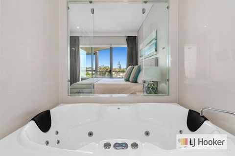 WAVE CULTURE 1204 - BEACH BLISS - Accommodation Directory 3