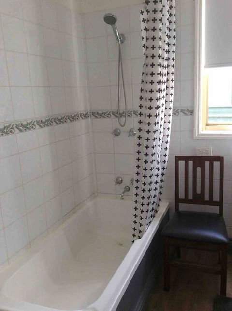 Welcome Stranger Cottage - Accommodation Directory 3