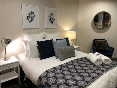 Westwood Lodge Apartments - Accommodation Directory 2