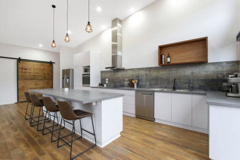 White Star Lodge - Accommodation Directory 3