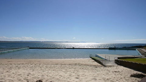 Whitesands 301 - Main Beach Location - Accommodation Directory 1