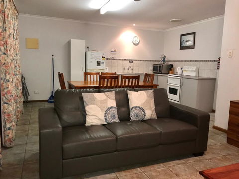 Wintersun Holiday Cottages - Accommodation Directory 0