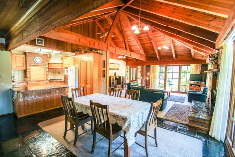 Wombat Hollow - Accommodation Directory 3