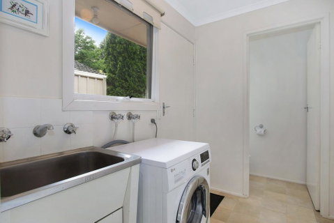 Woody's - In Central Bright - Accommodation Directory 3