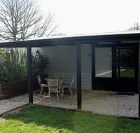 Wormwood Studio - Accommodation Directory