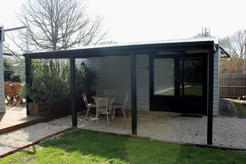 Wormwood Studio - Accommodation Directory 0