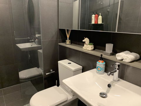 Xu's Residence@888 Collins St - Accommodation Directory 2