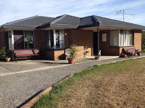 Yanakie Holiday House - Accommodation Directory 1