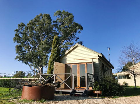 Yea Wood Duck Cabin - Accommodation Directory 0