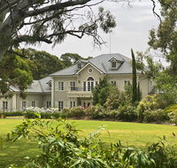 Yatahlia Manor Luxury Homestay - Accommodation Directory