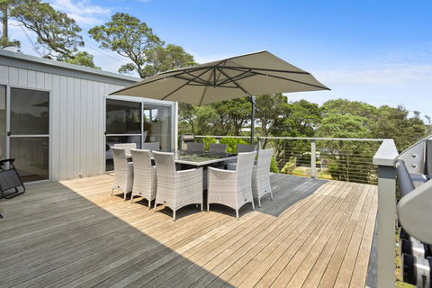 YOU, ME AND THE SEA - BLAIRGOWRIE - Accommodation Directory 2
