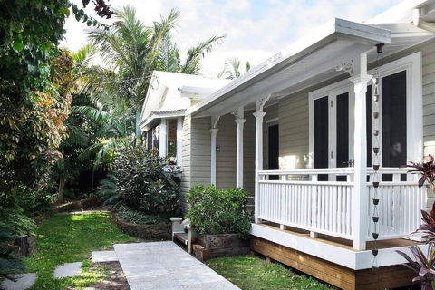 Your Luxury Escape - Boonara At Byron - Accommodation Directory 0