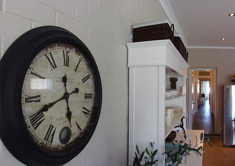 YSG The Edward Townhouse 155 - Steps To Town - Accommodation Directory 3