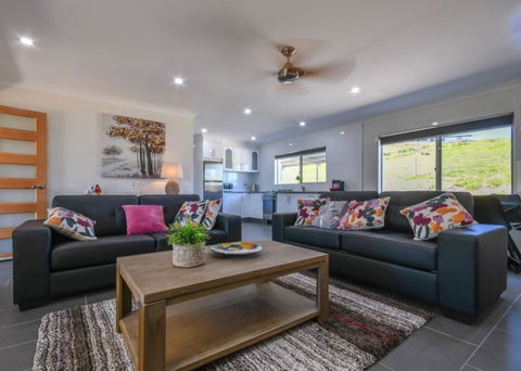 Yungaburra Lodge - Accommodation Directory 0