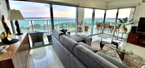 ZEN BY THE WATER - Darwin Premier Retreat - Accommodation Directory 2