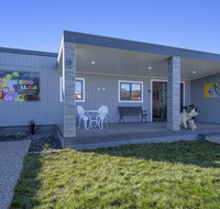 Zoo Villas  Villa Zebra - Central Wynyard - Accommodation Directory