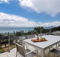 Maison de la mer 30 Mulubinda Parade - luxurious linen aircon and panoramic views - Accommodation Directory