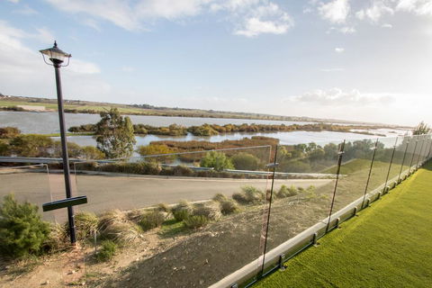 Serenity And Sweeping Murray River Views - Accommodation Directory 0