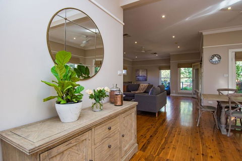 Hillsborough - Luxury, Boutique Accommodation - Accommodation Directory 1