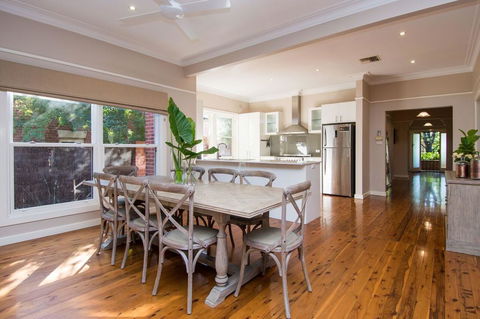 Hillsborough - Luxury, Boutique Accommodation - Accommodation Directory 2