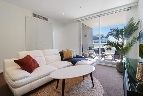 Lux 2BR On Hindmarsh SQ - Accommodation Directory 3