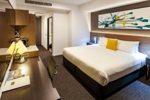 Mercure Sunshine Coast Kawana Waters - Accommodation Directory 4