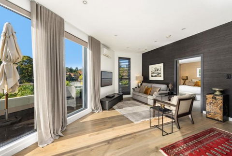 B312S - Luxury Waverton Apartment - Accommodation Directory 0
