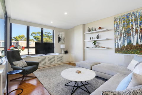 B314S - Waverton Village Heights - Accommodation Directory 1