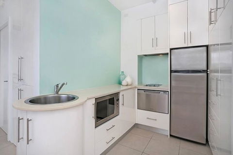 BADEN - Absolute Water Front Sydney Harbour Studio - Accommodation Directory 2