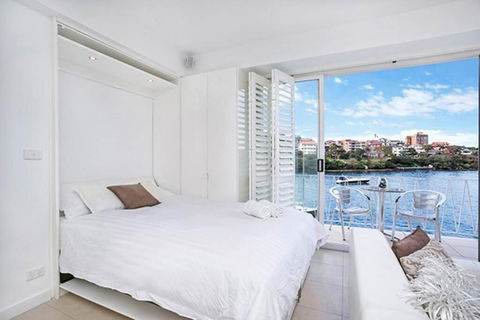 BADEN - Absolute Water Front Sydney Harbour Studio - Accommodation Directory 3