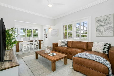 BALO1 - The Esplanade - Mosman - Accommodation Directory 4