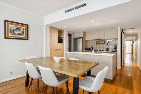BANN2/5 - Bannister Heritage Hideaway - Accommodation Directory 1