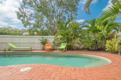 BARBADOS Ultimate Laid-back Holiday - Flat Stroll To River - Accommodation Directory 1