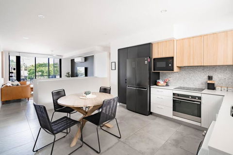 BARRA Coolum Beach Family Escape 5 Min To Waves - Accommodation Directory 1