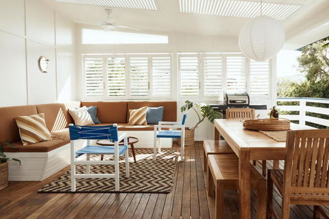 BAY PROPERTIES . The Sailors Upper Deck - Accommodation Directory 0